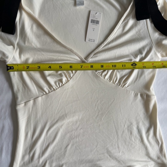 NWT Mare Mare x Anthropologie Black Bow Shoulder White V-Neck Short Sleeve Top - Picture 16 of 16